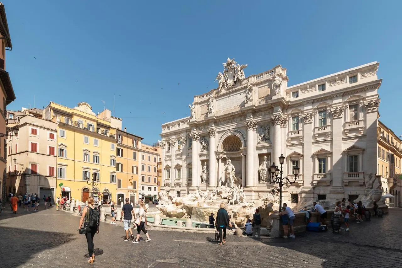 Fontana Di Trevi Elegant And Exclusive Apartment Rome